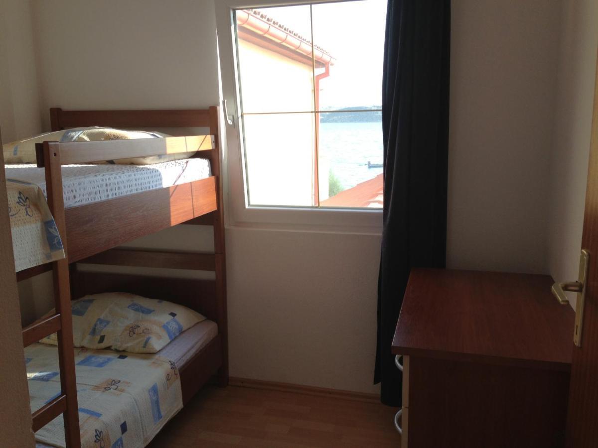 Apartment 4 Persons - Direct By The Sea, 1St Floor Любач Экстерьер фото