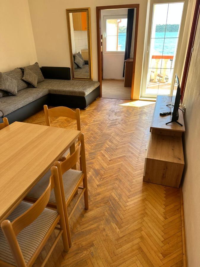 Apartment 4 Persons - Direct By The Sea, 1St Floor Любач Экстерьер фото
